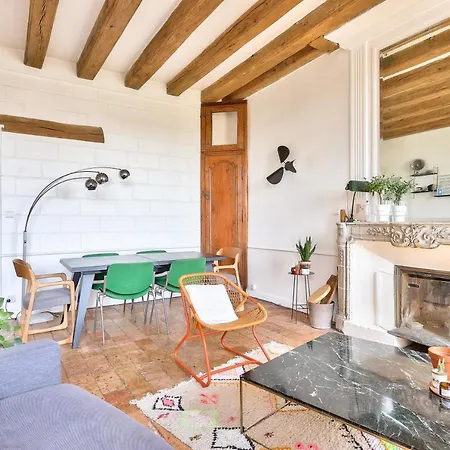 Apartment Large In The Heart Of Nantes
