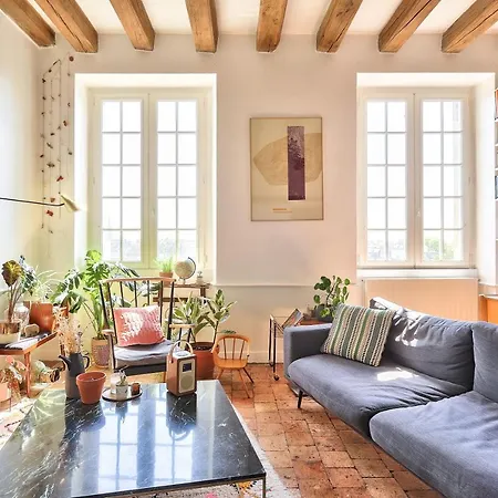 Large In The Heart Of Apartment *